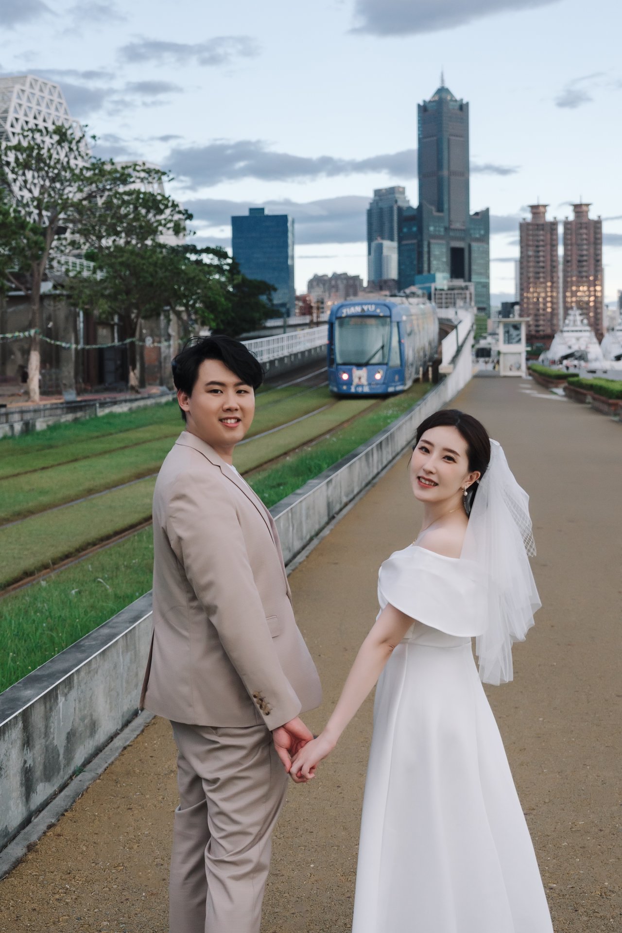 2025082704430589 ｜瓦力攝影工作室｜自助婚紗｜登記寫真｜駁二｜