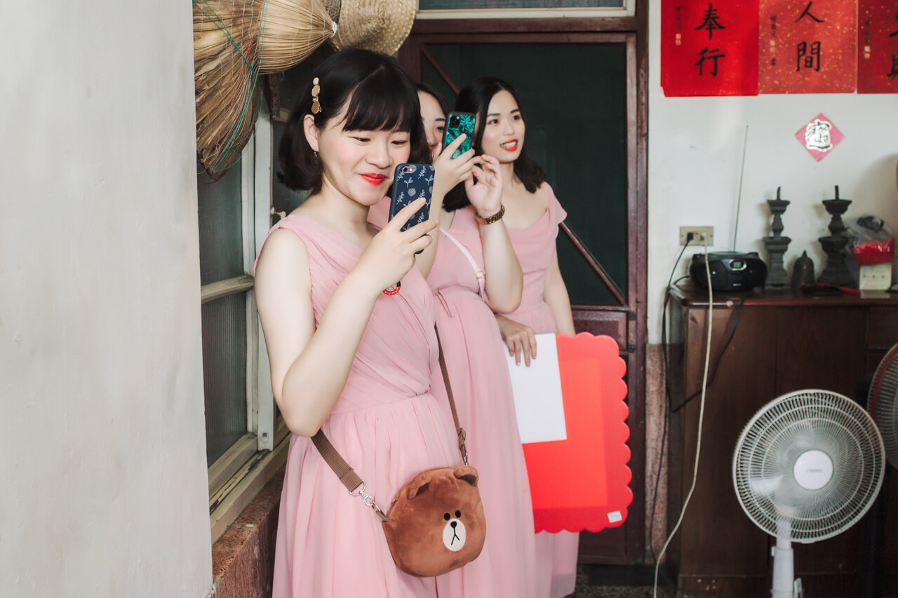 37ef70b7b8f7c8036c60f0b9ab3210a5 婚禮紀錄｜高雄婚攝｜迎娶＋午宴｜類婚紗｜岡山高中禮堂宴客