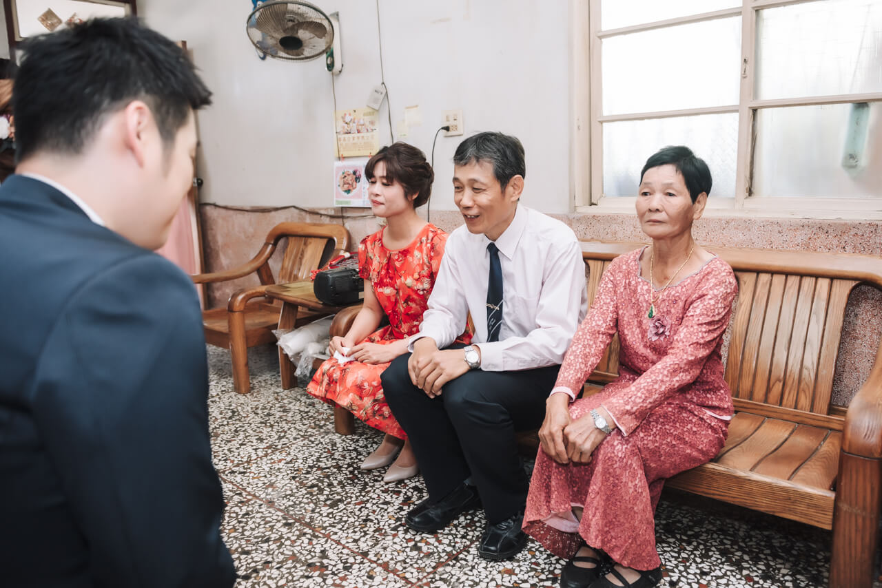 437bdad68adaf3be6a2b532ba16baace 婚禮紀錄｜高雄婚攝｜迎娶＋午宴｜類婚紗｜岡山高中禮堂宴客