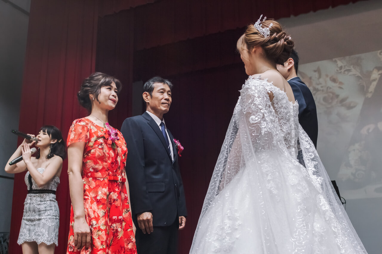 484debbd12e06591a4099c19255e4ce7 婚禮紀錄｜高雄婚攝｜迎娶＋午宴｜類婚紗｜岡山高中禮堂宴客