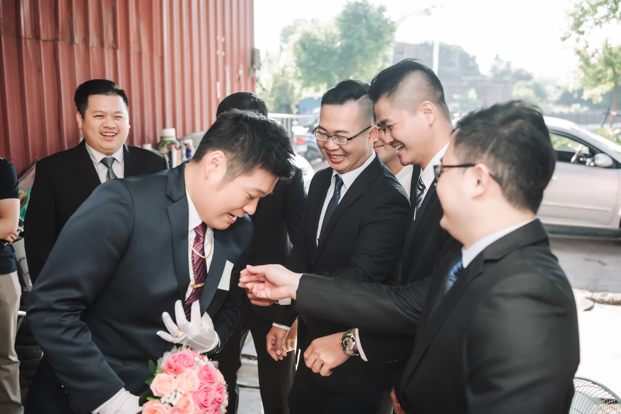 59d0e9caaf151a02c14a9a6b8fd6296f 婚禮紀錄｜高雄婚攝｜迎娶＋午宴｜類婚紗｜岡山高中禮堂宴客