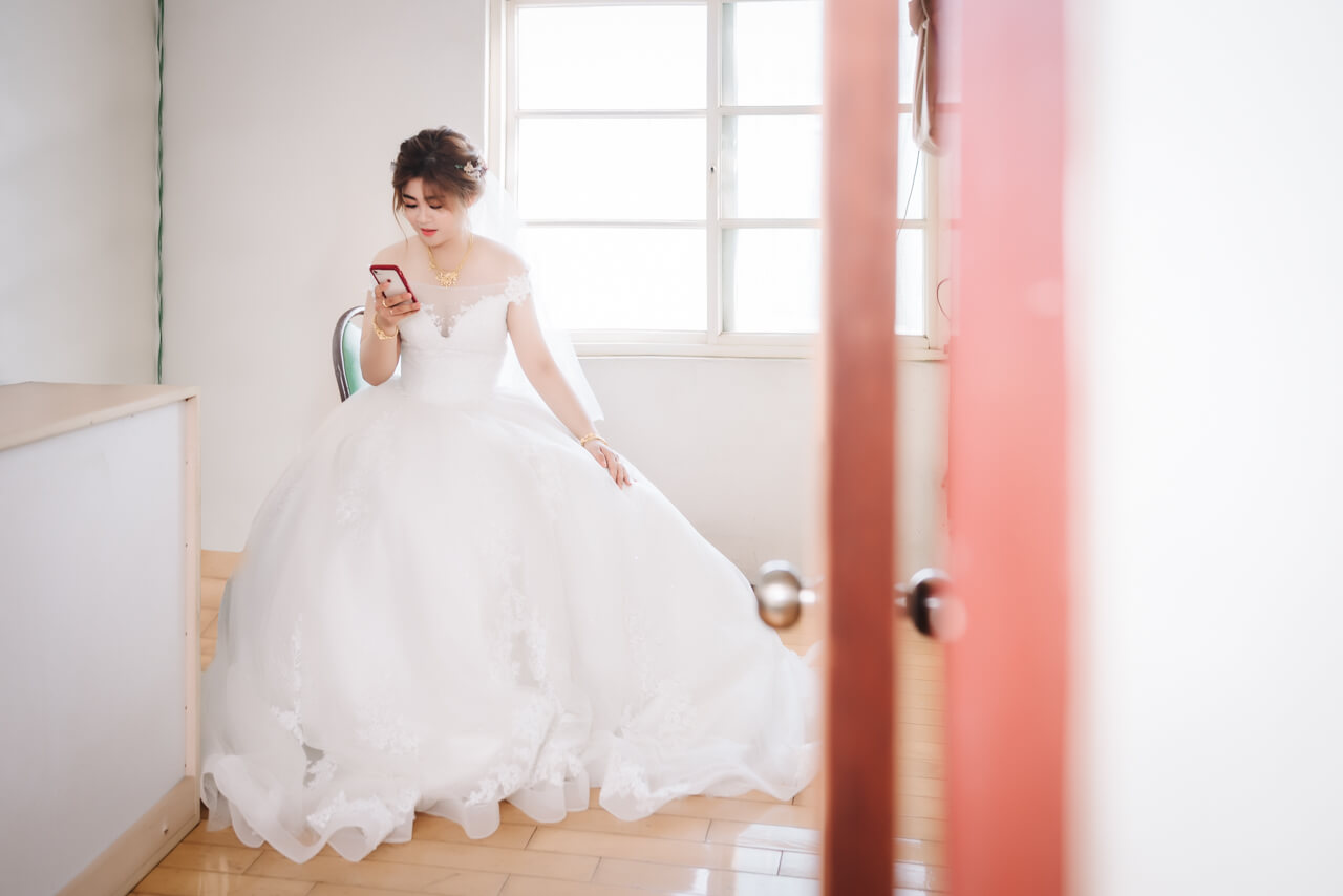 5bf7d282bffe5eec49a655808afb01a0 婚禮紀錄｜高雄婚攝｜迎娶＋午宴｜類婚紗｜岡山高中禮堂宴客