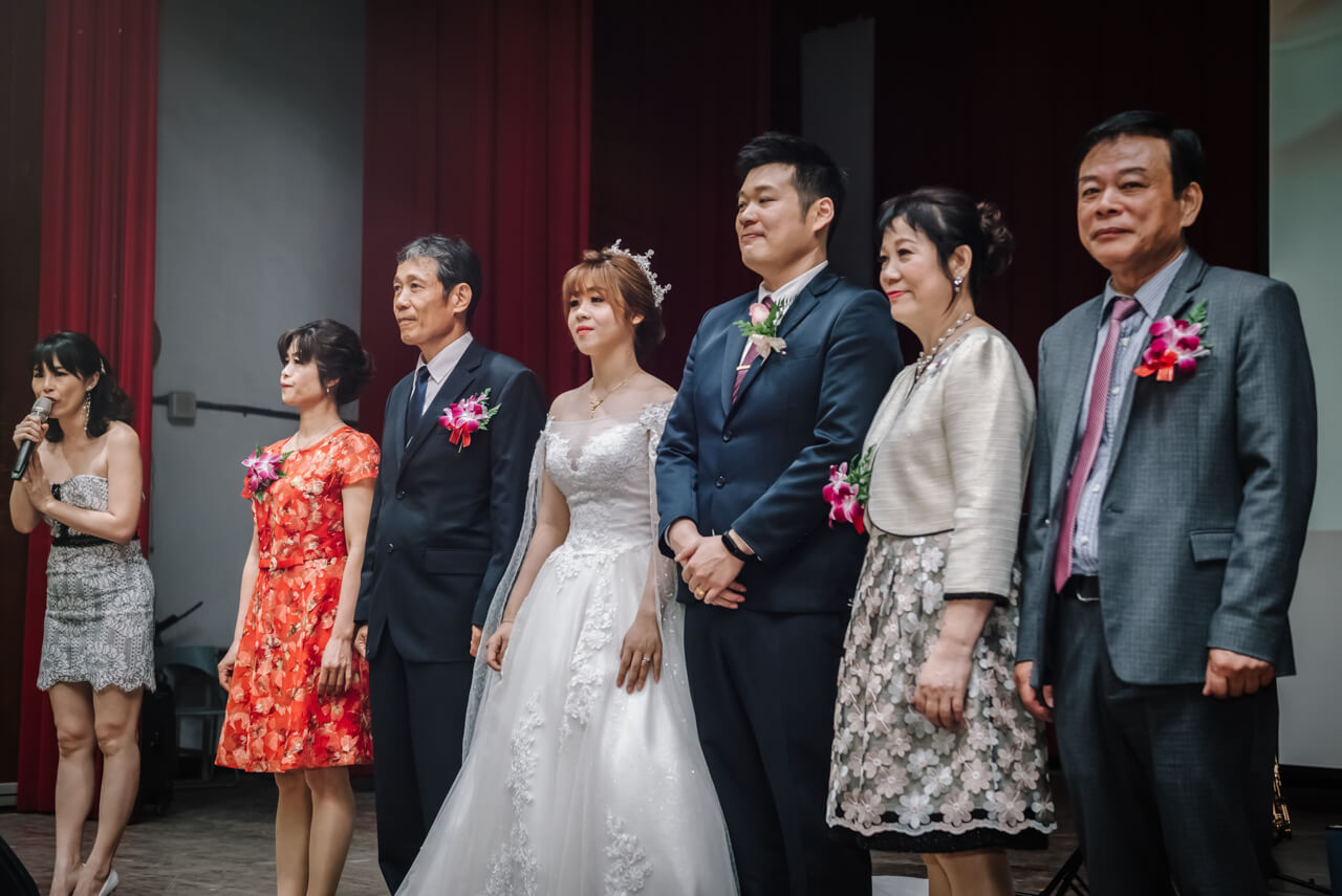 613ec7f244cedbf859214d402be59e2a 婚禮紀錄｜高雄婚攝｜迎娶＋午宴｜類婚紗｜岡山高中禮堂宴客