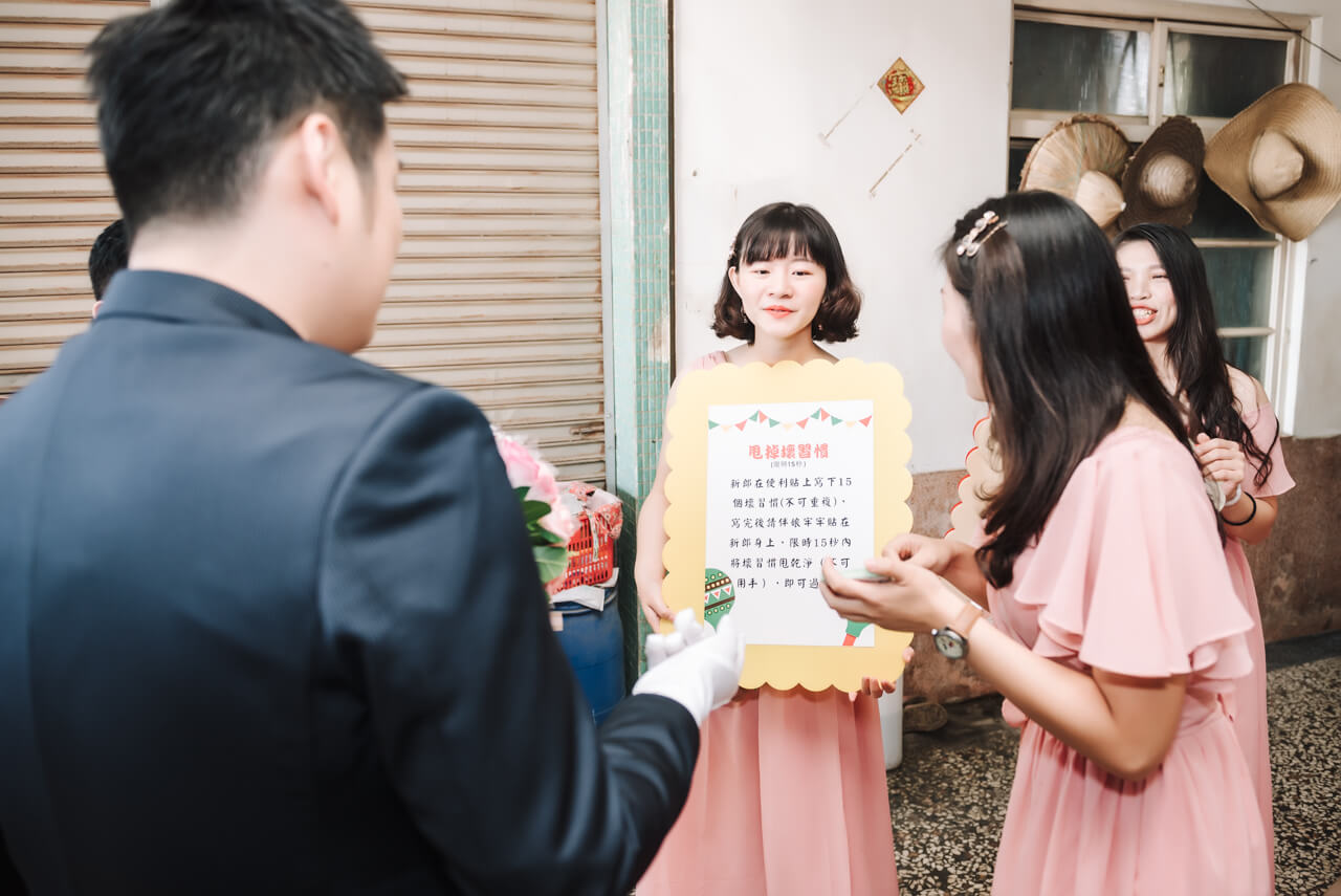 810086127f1fcd03f55d4b2dbd9c2f901 婚禮紀錄｜高雄婚攝｜迎娶＋午宴｜類婚紗｜岡山高中禮堂宴客