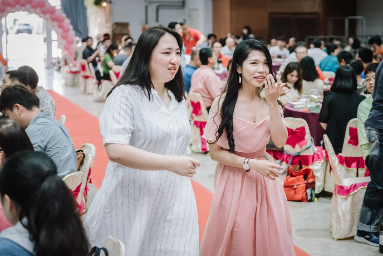 9235bcdf2920e7ea30ea9214177550c2 婚禮紀錄｜高雄婚攝｜迎娶＋午宴｜類婚紗｜岡山高中禮堂宴客