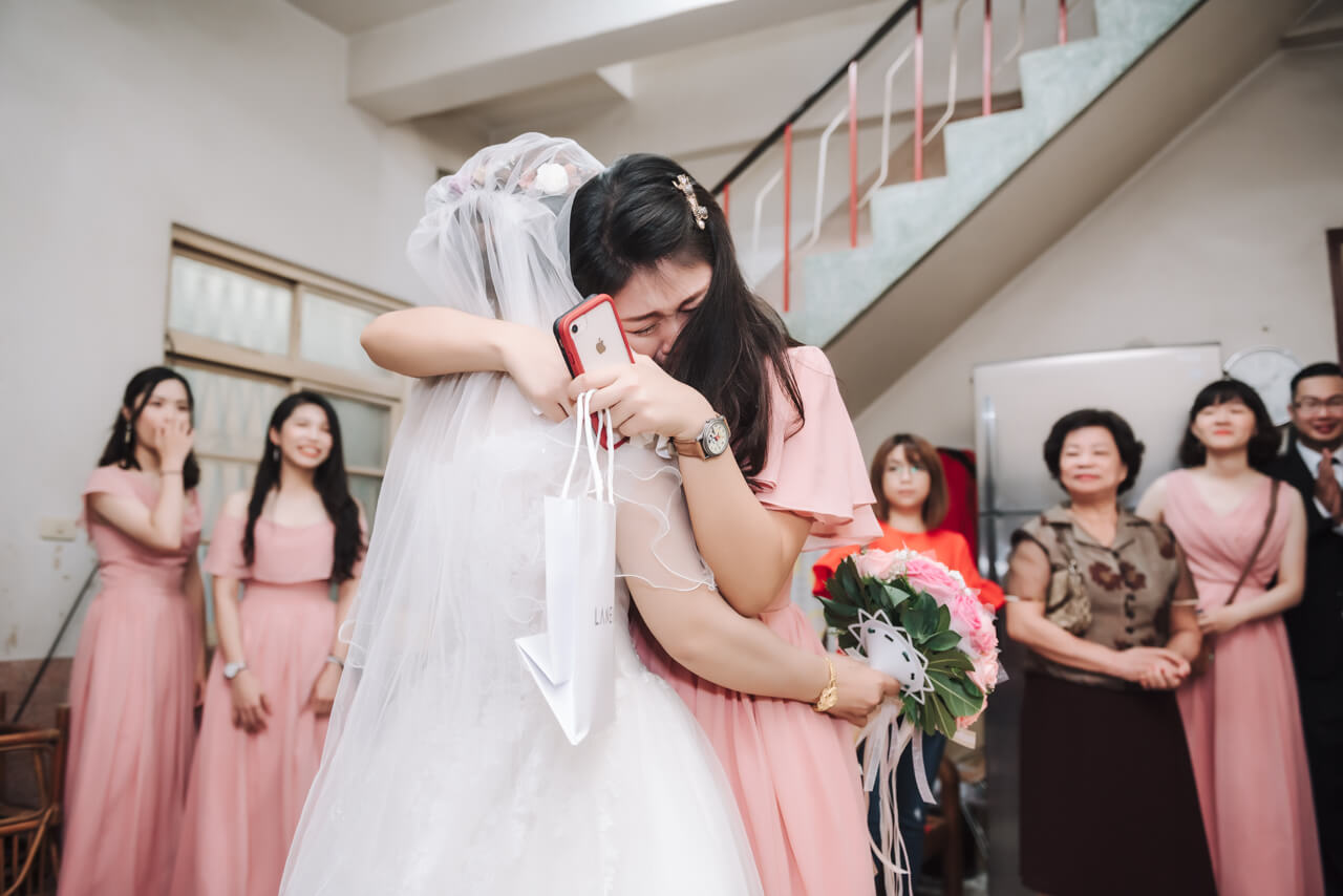 ac65b76d80d2c92d2f777c663a84c5b9 婚禮紀錄｜高雄婚攝｜迎娶＋午宴｜類婚紗｜岡山高中禮堂宴客