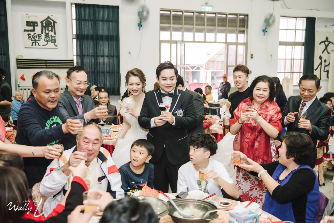 acf1fbc51f65d0a51d210004e3ffaa0a 婚禮紀錄｜高雄婚攝｜屏東婚攝｜類婚紗｜訂婚＋午宴｜公館國小活動中心｜