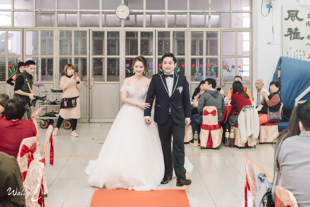 ad89fe37ff664966547c4511b507743c1 婚禮紀錄｜高雄婚攝｜屏東婚攝｜類婚紗｜訂婚＋午宴｜公館國小活動中心｜
