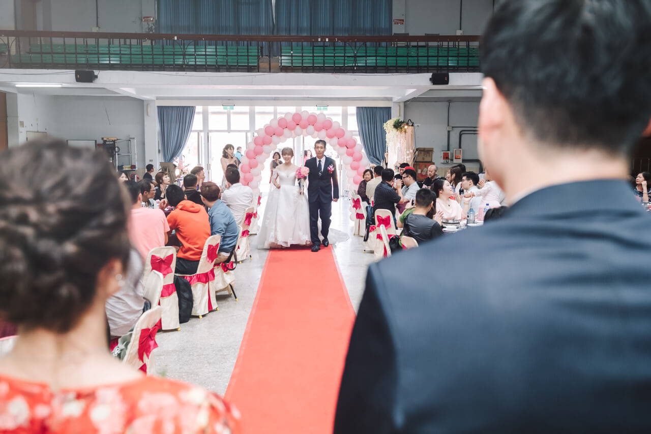b16617a9280a6666044377a4a6c1de94 婚禮紀錄｜高雄婚攝｜迎娶＋午宴｜類婚紗｜岡山高中禮堂宴客