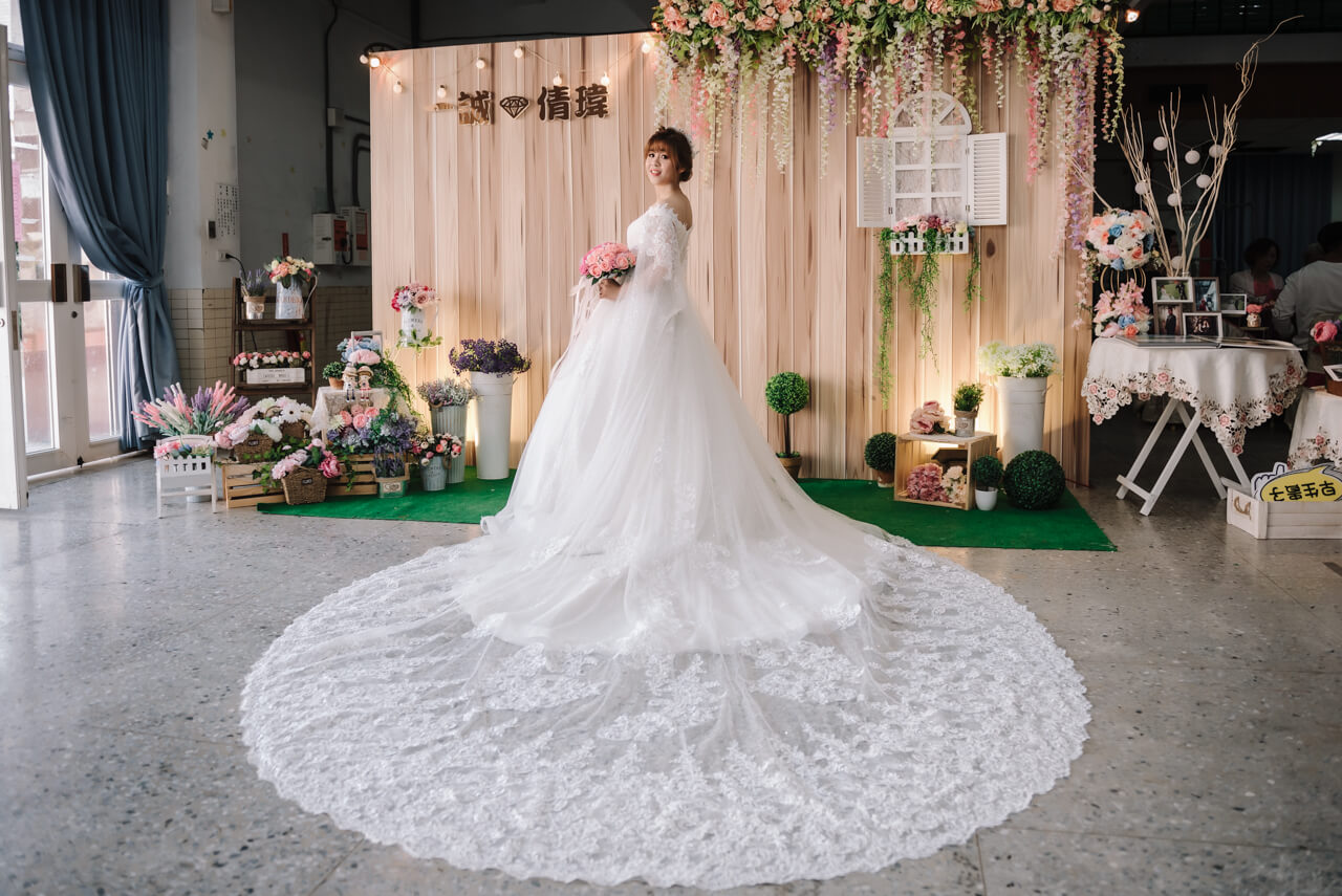 b3263704c898120c074df797f83cb2c2 婚禮紀錄｜高雄婚攝｜迎娶＋午宴｜類婚紗｜岡山高中禮堂宴客