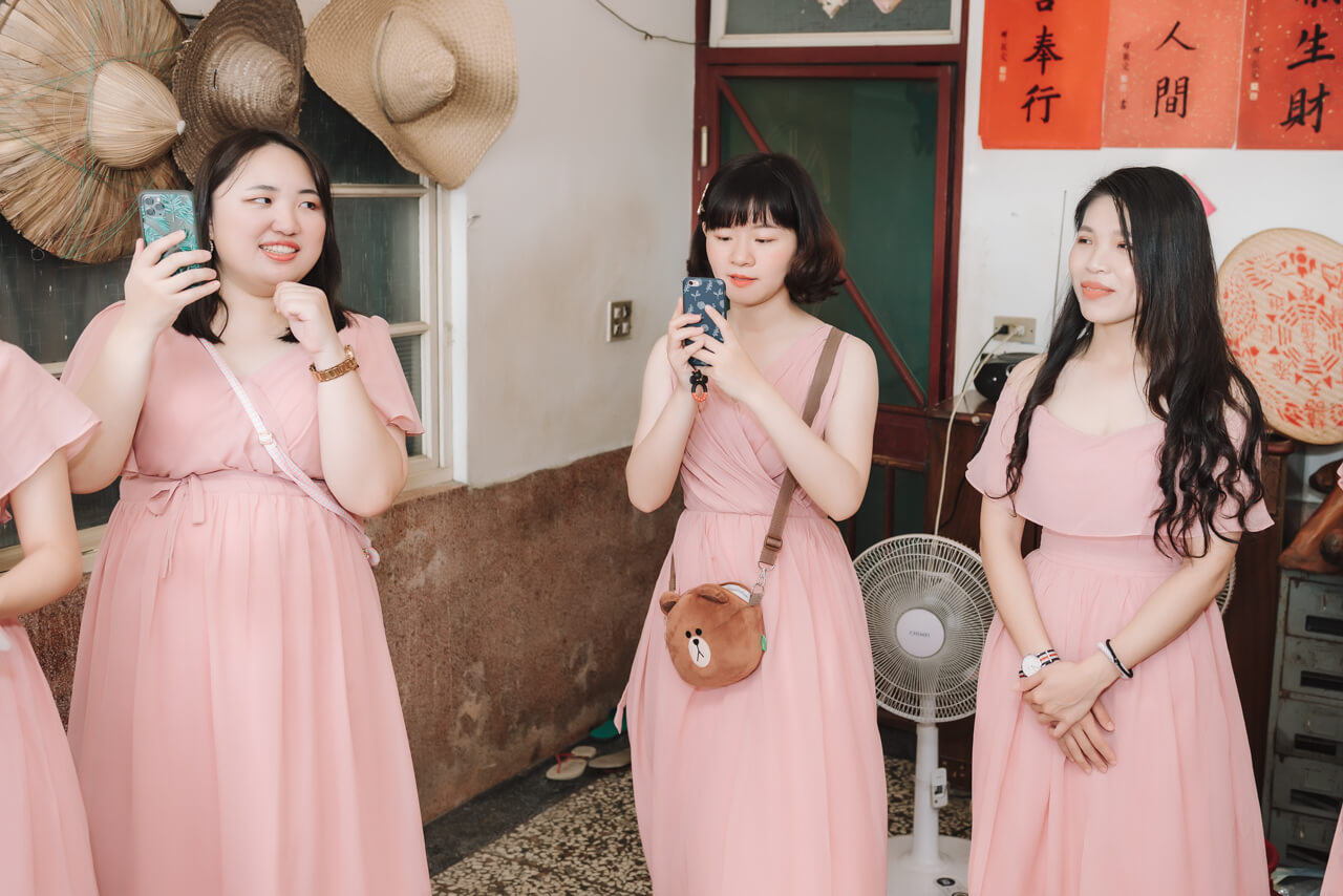 b3c9f7904ba59b07af2b0d26acb0ec45 婚禮紀錄｜高雄婚攝｜迎娶＋午宴｜類婚紗｜岡山高中禮堂宴客