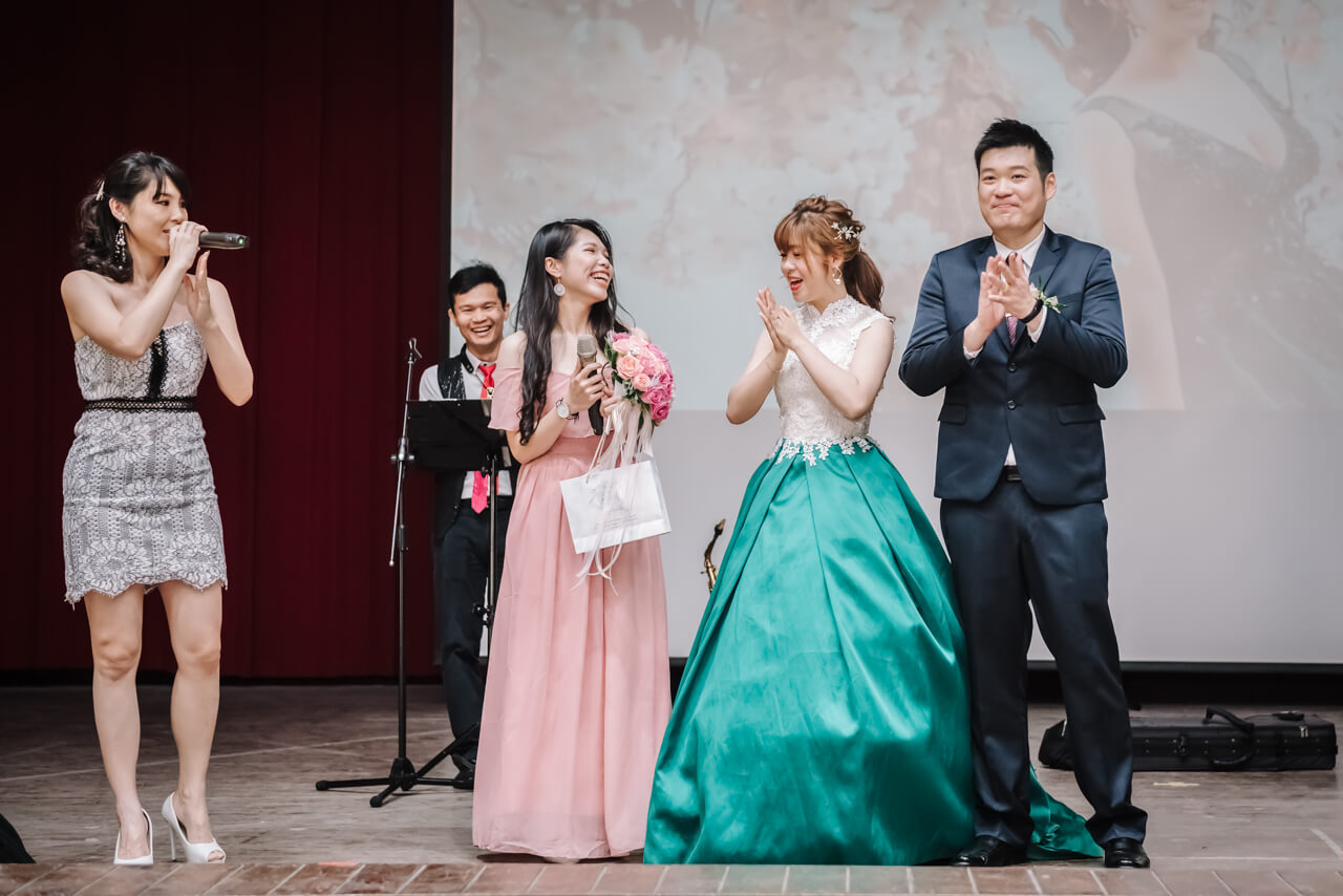 b6ddf6218f9318013fdbf0a395633102 婚禮紀錄｜高雄婚攝｜迎娶＋午宴｜類婚紗｜岡山高中禮堂宴客